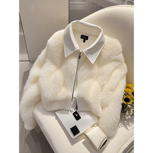2024年秋独特超好看韩系毛绒绒上衣女气质高端小香风白色短款外套