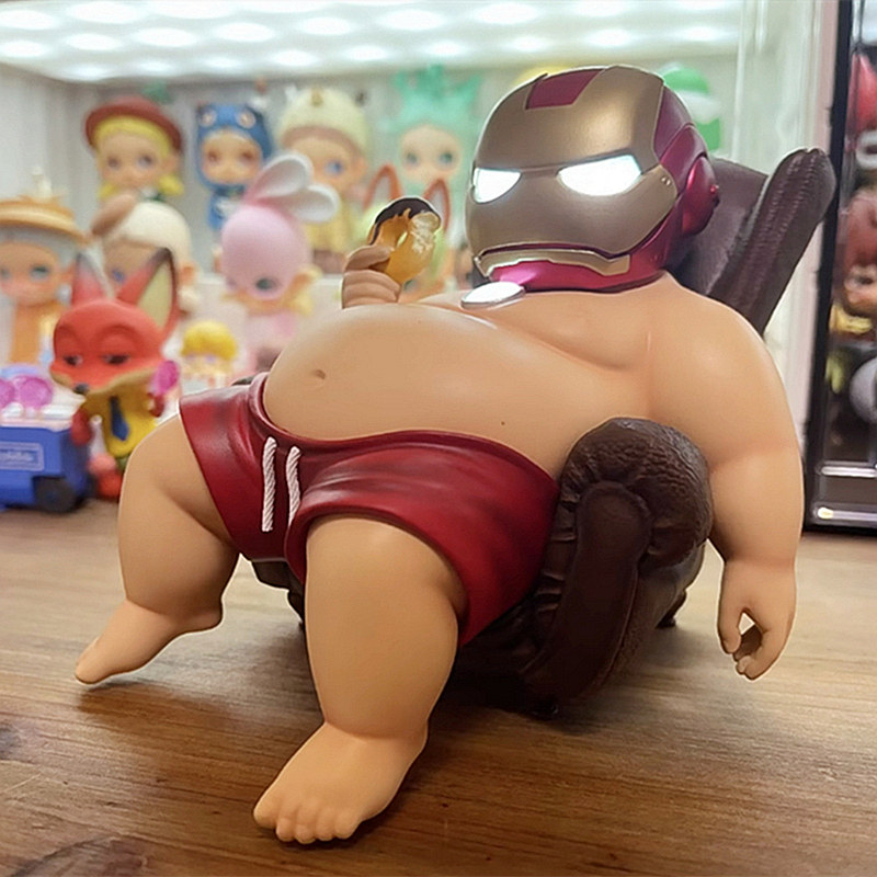 肥宅钢铁侠公仔模型 车载摆件潮玩模型 电脑桌面装饰品