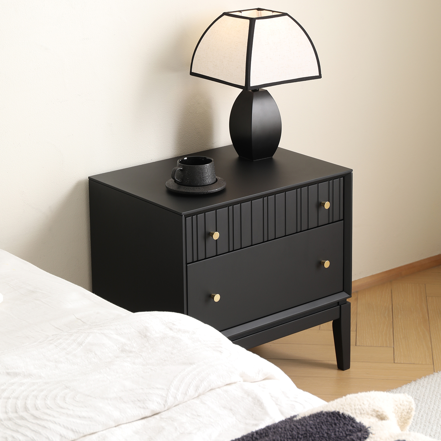 艾迪嘉序曲床头柜实木抽屉式床头储物柜现代简约卧室置物柜黑色