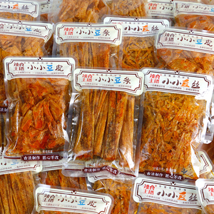 辣食主播小小豆皮500g儿时怀旧豆丝条排辣条老式辣片麻辣零食小吃