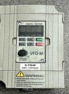 01521.质保全新1变频器全新-/460一/015433805