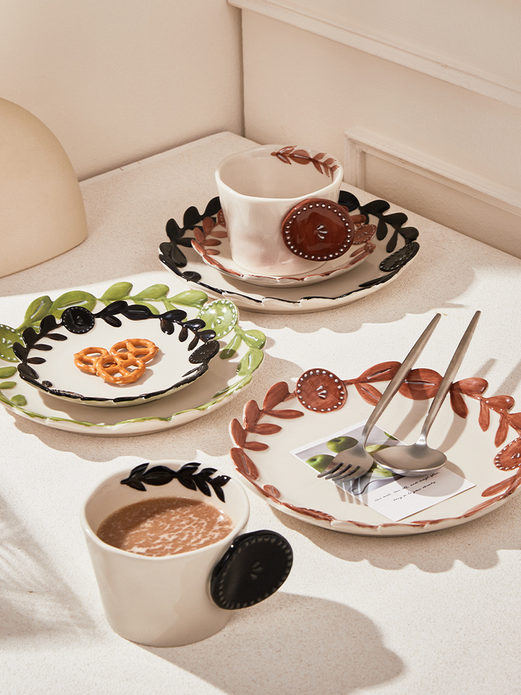 覆古手绘花藤纽扣手柄咖啡杯碟下午茶水杯拿铁拉花杯早餐甜品盘子