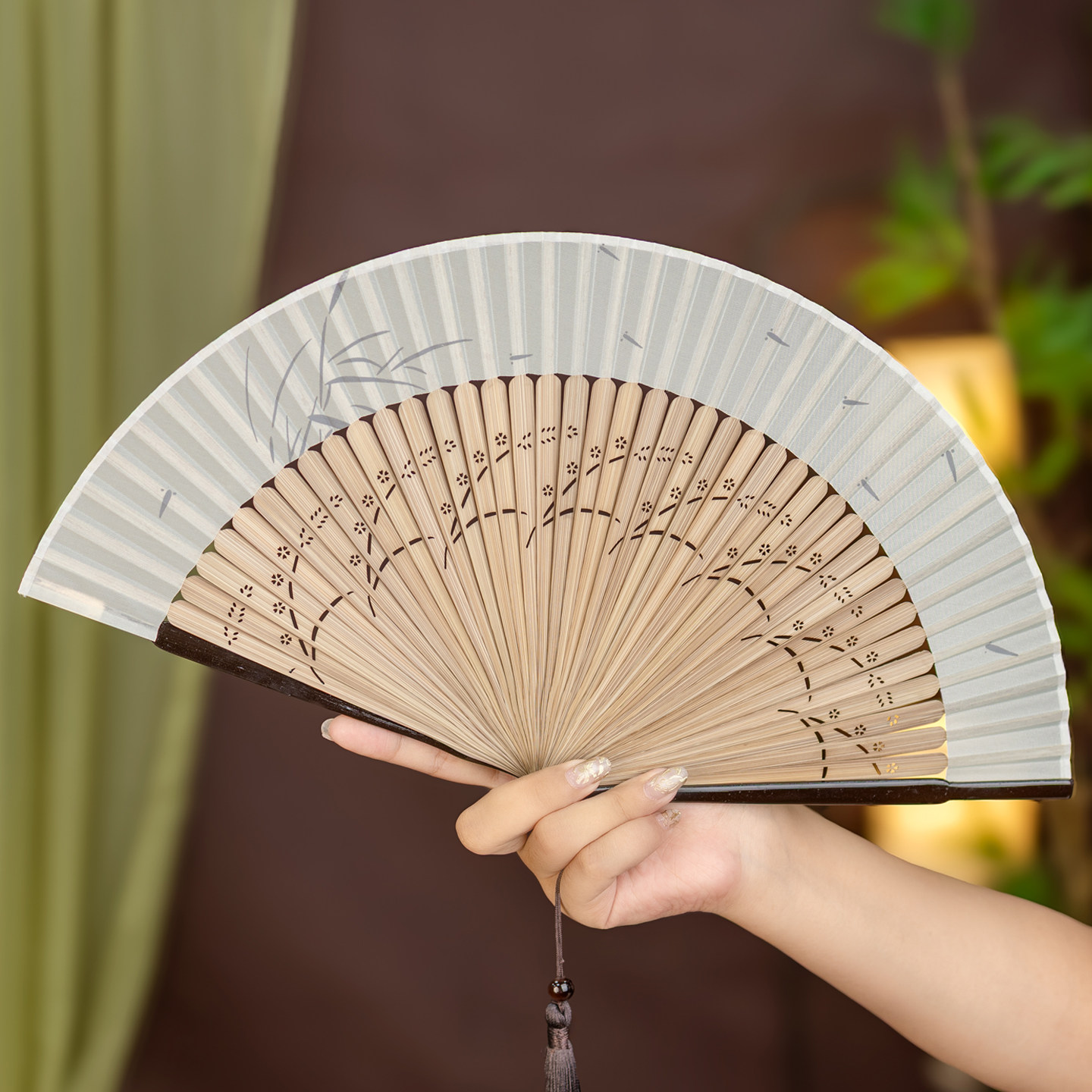 速发折扇女素雅扇子中国风旗袍走秀折叠扇古风汉服舞蹈踢扇复古小