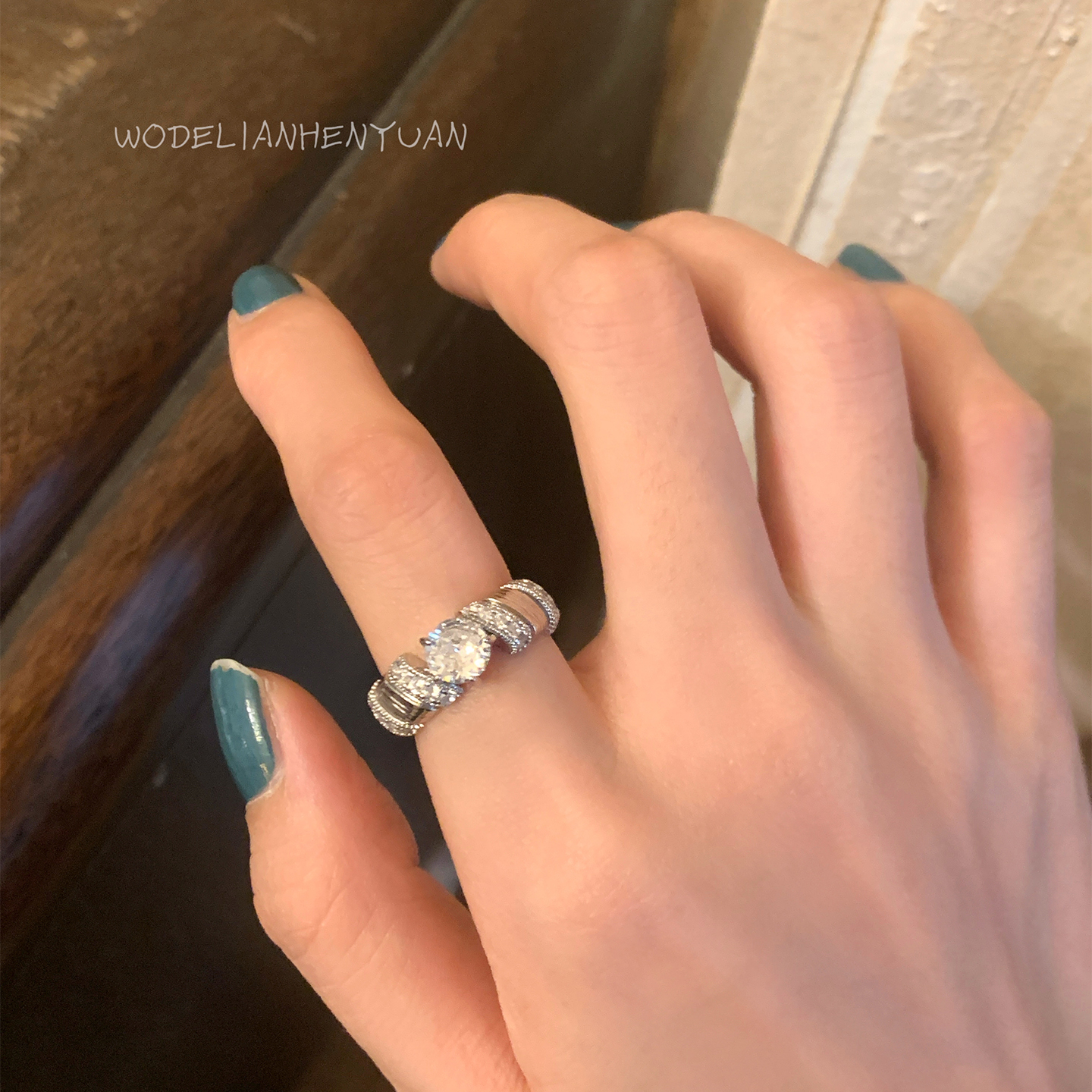 【我的脸很圆】高级感紧致拉丝锆石戒指超闪中古重工设计圆钻戒指