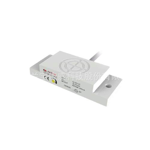 兰热销CE10/CE15/CE34/CE35IP67引线塑料方形电容式接近开关