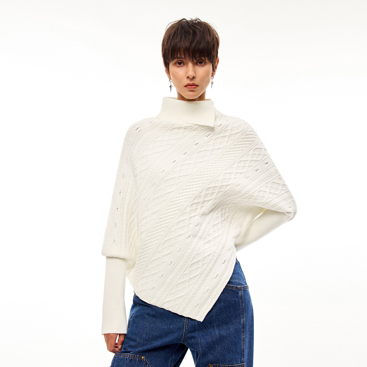 LOLO MIRIAM | 法式针织白色慵懒风毛衣313W8M001,女装/女士精品,毛针织衫,淘宝优惠券,粉丝福利购,淘宝优惠卷