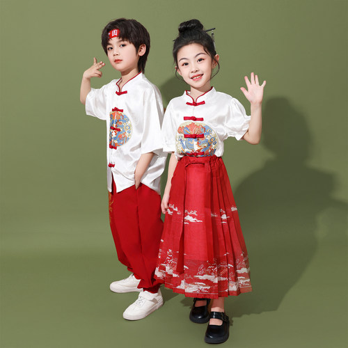 好货儿童中国风演出服女童马面裙套装秋冬新款汉服元旦朗诵合唱表