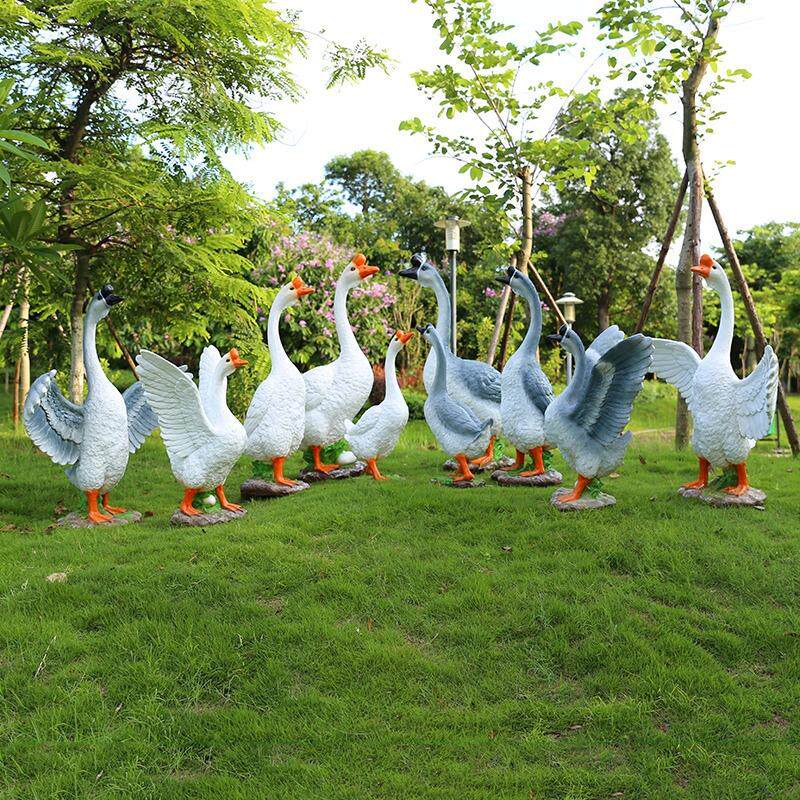 户外仿真动物大鹅玻璃钢雕塑水池塘草坪灰鹅白鹅店门口庭院大模型