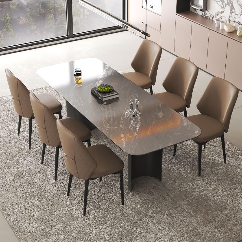 2025新款家用餐桌椅意式高档饭厅酒店餐椅轻奢高级软包凳子靠背椅