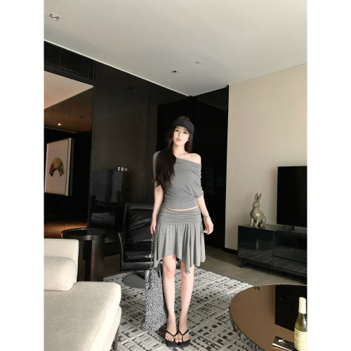 吴太甜裸感不规则褶皱半裙套装