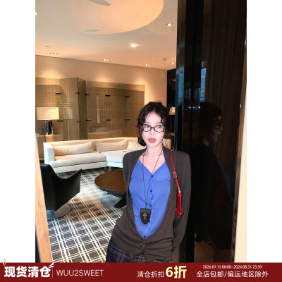 吴太甜池南春水假两件针织衫女