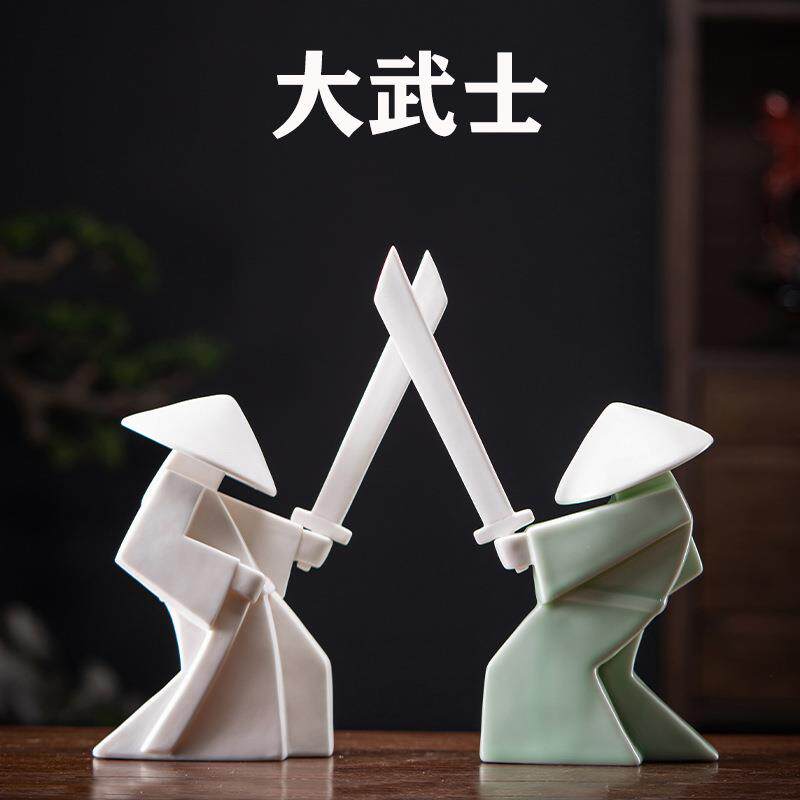 创意新中式陶瓷大武士侠客桌面摆件家居欧美轻奢室内客厅软装饰品