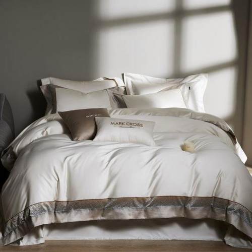 新款100支纯色色织边条大提花宽边拼角四件套工厂贸易