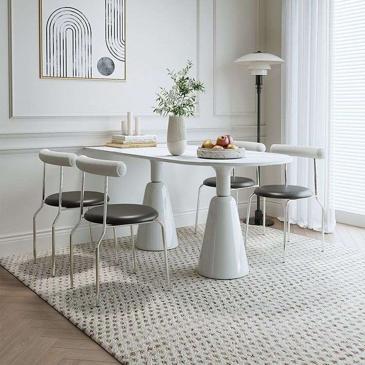 法式奶油风岩板餐桌椅组合小户型家用现代椭圆形网红轻奢干饭桌椅