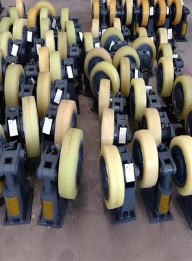 L25滚轮罐耳用于矿山提升容器的导向缓冲罐道轮型号规格齐全