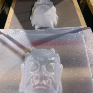 假面骑士、铠甲勇士复眼吸塑全身白膜吸塑成型机打印复眼