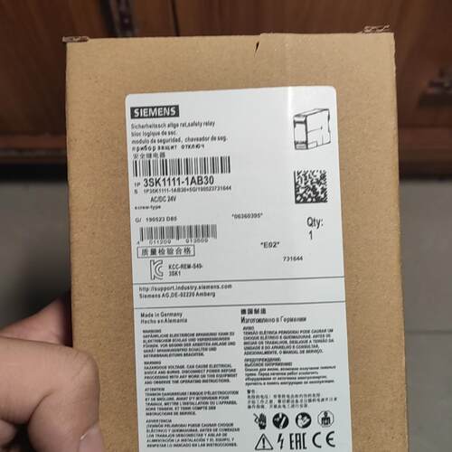 议价3SK1111-1AB30 安全继电器 AC/DC 24V 螺钉式工控配件维修