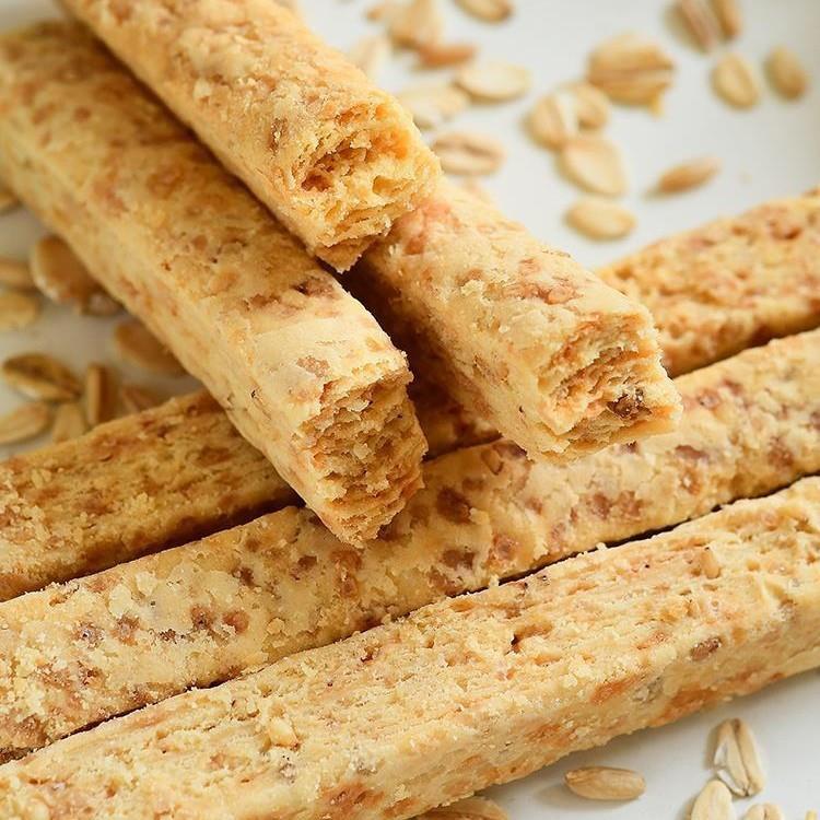 越吃越好吃！牛乳蛋黄燕麦棒 燕麦饼干酥 粗粮零食代餐饱腹即食