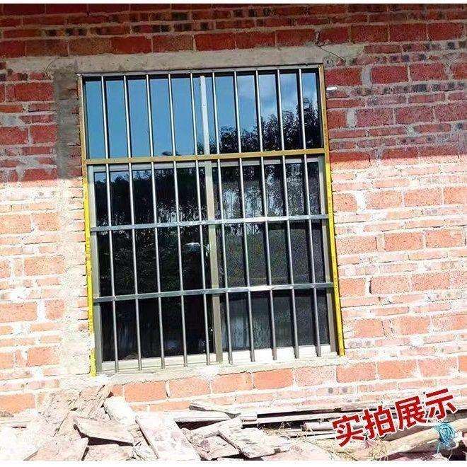 铝合金窗户农村自建房不锈钢防护栏活动板房纱窗一体窗套