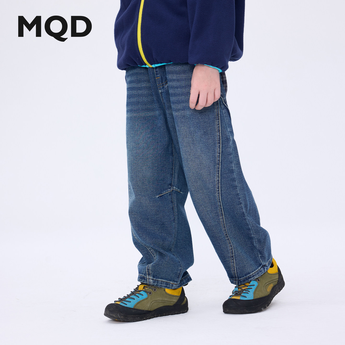 MQD男童复古直筒软牛仔长裤图片