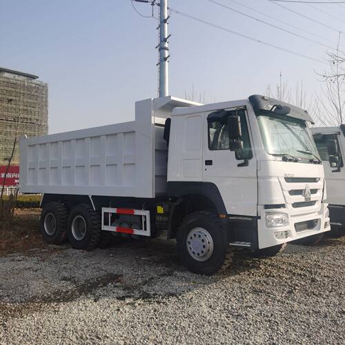 中国重汽HOWO6X4渣土自卸车工厂出口SINOTRUK豪沃10轮工程自卸车