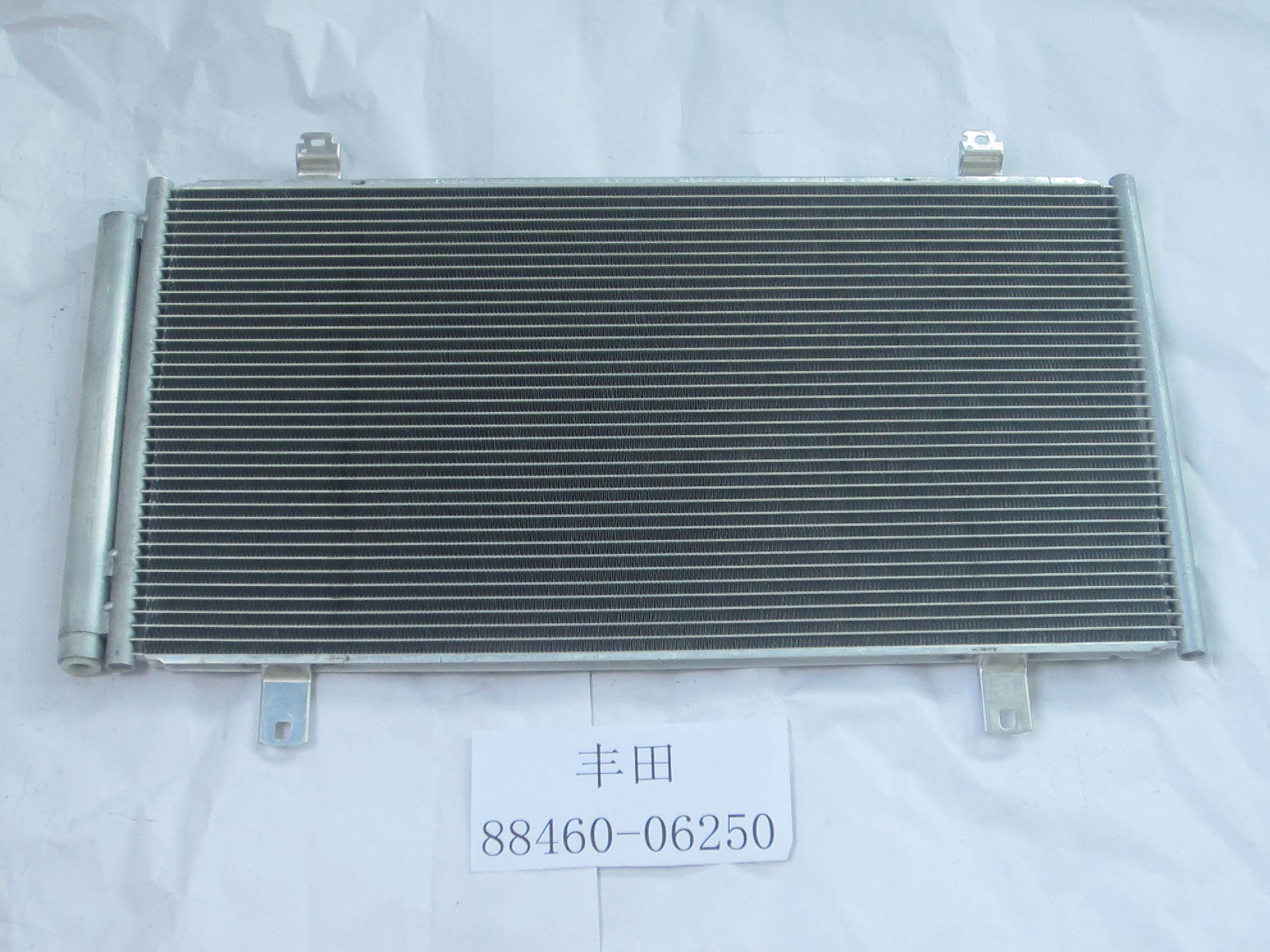 适用于丰田88460-06250 冷凝器 散热网 凯美瑞 Camry