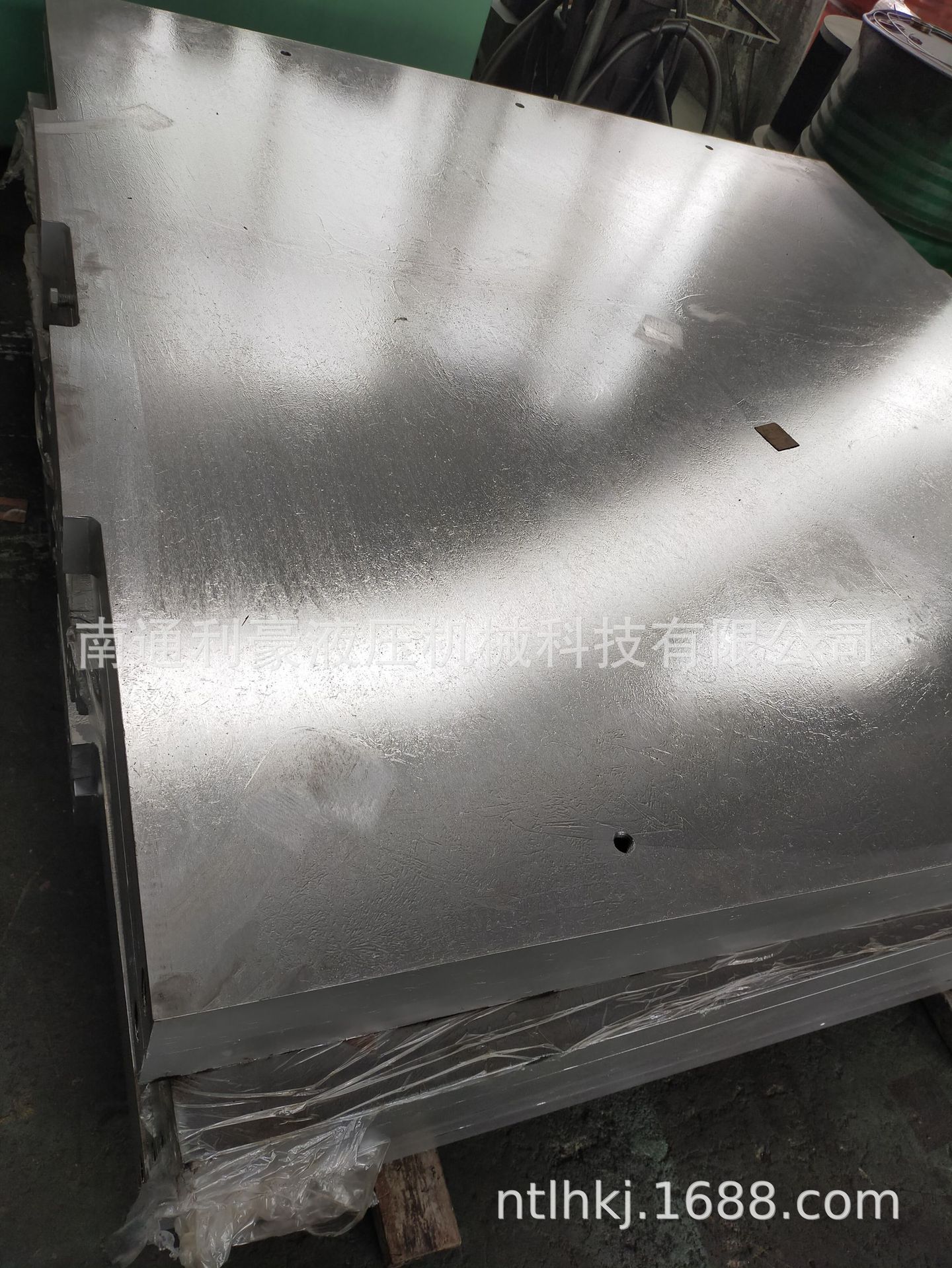 三聚氰胺板热压机加热板来图定制