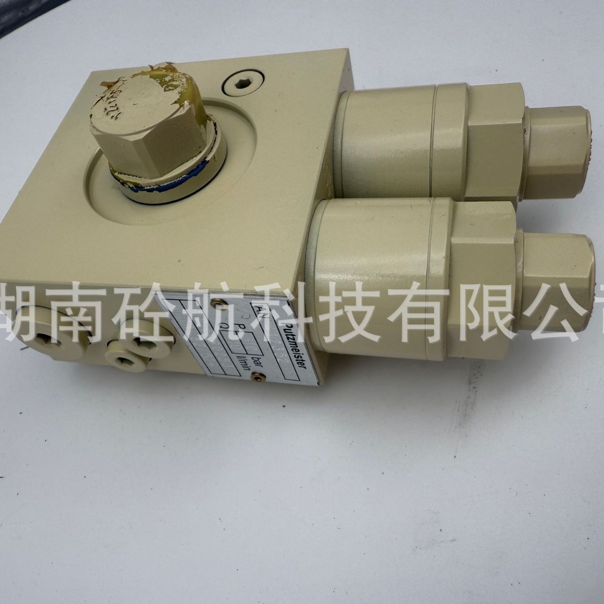 普茨迈斯特泵车配件平衡阀422886 大象液压平衡阀