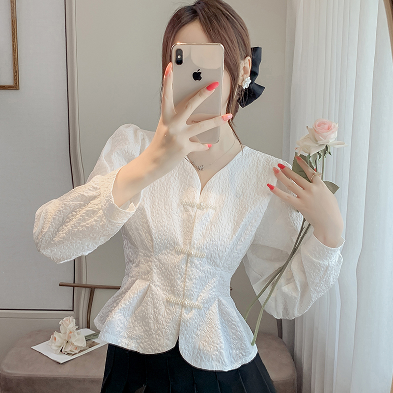 新中式女装春新款国风复古盘扣v领小衫上衣收腰显瘦短款白色衬衫
