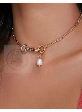 。Temperament golden box chain pearl pendant necklace simple