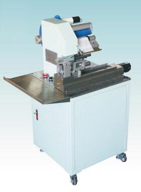电线对折贴标签机不干胶标签贴标机Folding and labeling machine