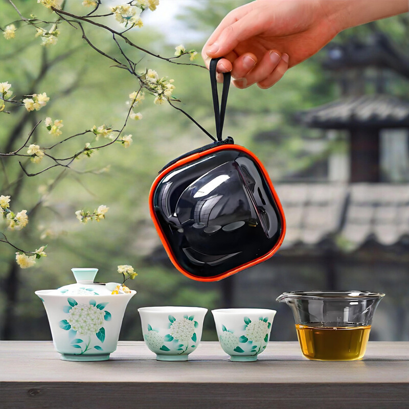 春日渐变猪油白陶瓷旅行茶具套装小清新风格便携茶具户外快客杯