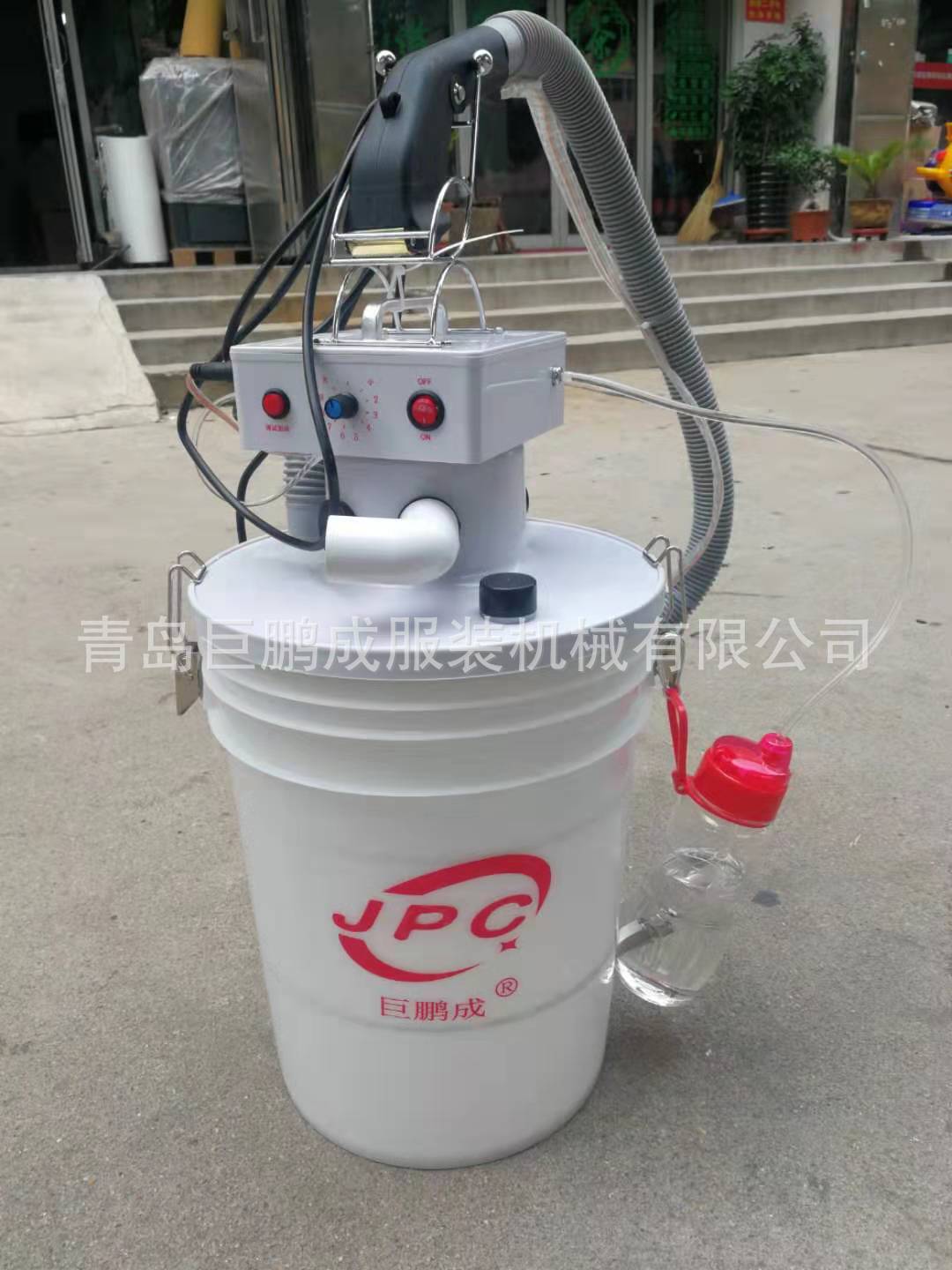 巨鹏成智能剪线机、服装、箱包、体育用品、手袋、鞋帽剪线头机