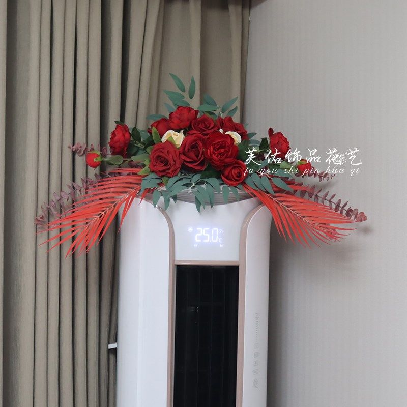 冰箱上的摆件上面摆的花装饰品空调顶部上放的客厅墙壁挂件装饰花