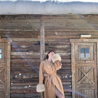 白色西装领毛呢外套秋冬高级感收腰绑带中长款呢子大衣