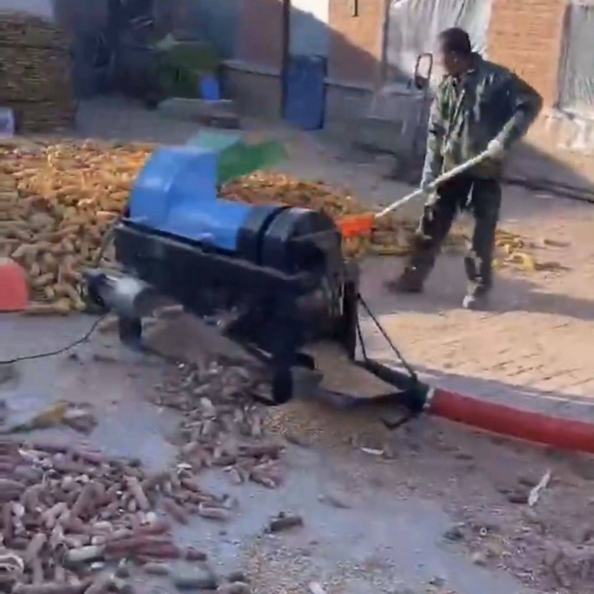 农用4米6米大口径蛟龙装车装袋螺旋输送机高效提升玉米新款脱粒机,五金/工具,脱粒机,淘宝优惠券,粉丝福利购,淘宝优惠卷