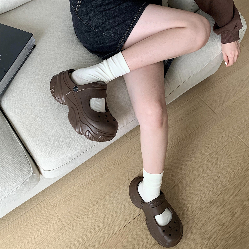 细细条女生EVA软底拼色洞洞鞋ins