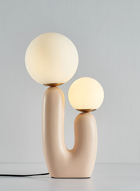 后现代女孩创意艺术客厅设计师北欧样板房书房个性卧室床头台灯