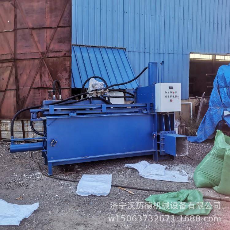 打WL003-15小麦秆粉碎打包机喂牛青包储秸饲草机岩棉压块装袋机视