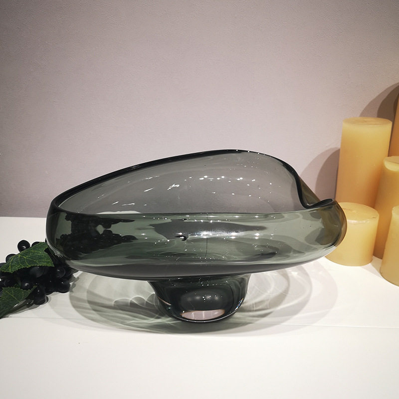 现代轻奢玻璃心型水果盘客厅茶几装饰品样板房设计师餐桌收纳托盘