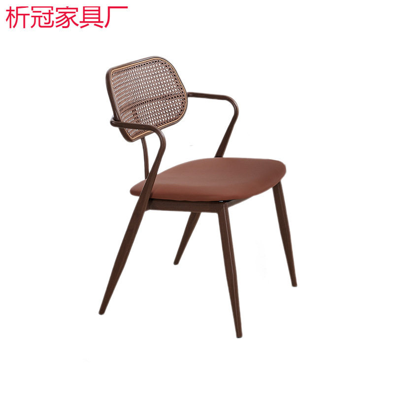 中古风藤编可叠摞靠背餐椅