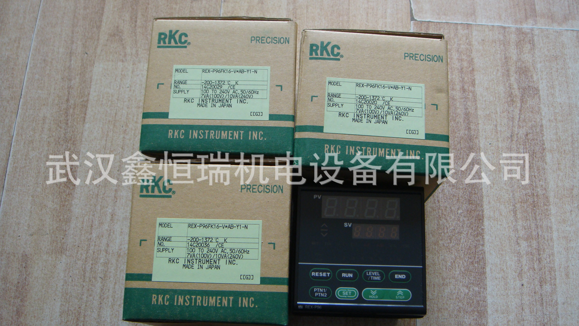 日本RKC温控器PZ900FK41-VN4