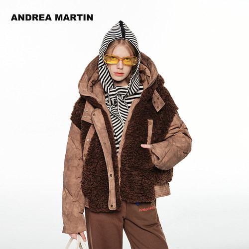 咖色毛毛拼色羽绒服