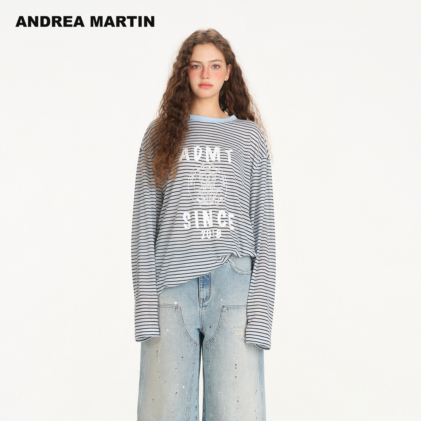 ANDREA MARTIN2026春夏新款蓝色条纹LOGO印花宽松女长袖休闲T恤