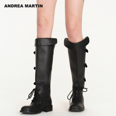 ANDREA MARTIN 2026春季新款复古圆头扣饰绑带厚底高筒女长靴子