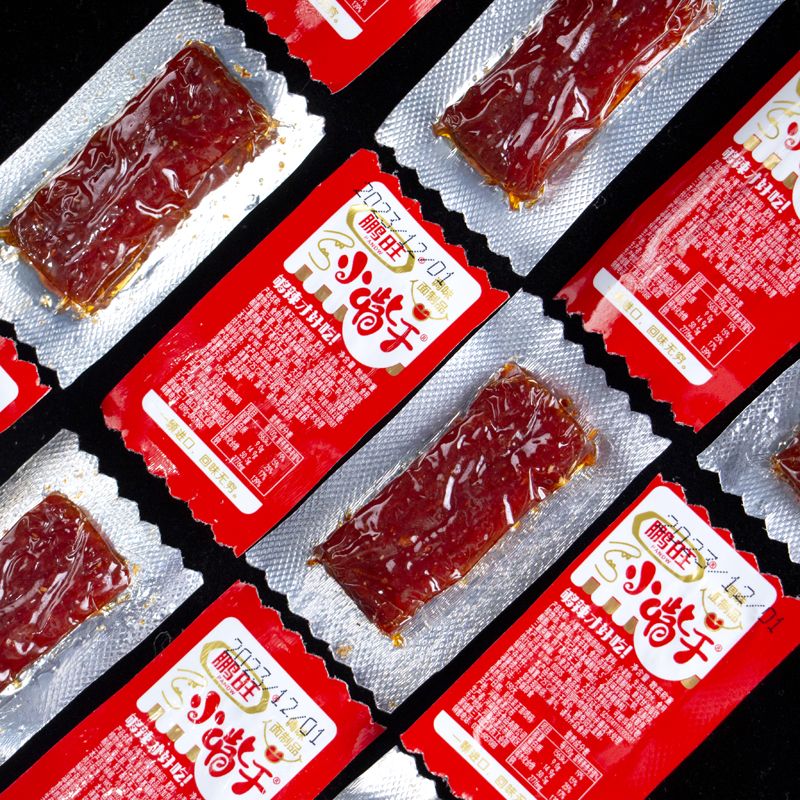 鹏旺小嘴干宿舍怀旧儿时解馋辣条休闲零食小包装小吃