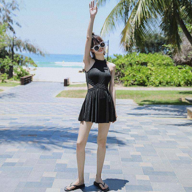 黑色海2边色泳衣女高级感205Y8206新款纯保守女士泡温泉微胖泳遮