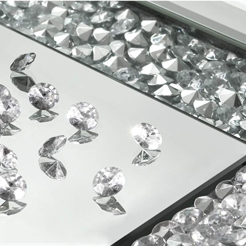 北欧全身穿衣镜子led家用壁挂贴墙卧室化妆挂墙钻石拱形设计