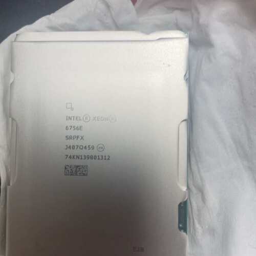 可维修至强6740e 6756e 正显散片议价