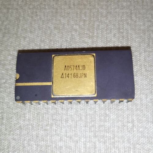 可维修AD574AJD 28脚 数模转换器芯片议价